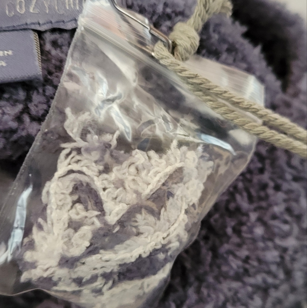 Barefoot Dreams CozyChic Nordic Pullover Sweater Ocean Multi Super Soft Cozy NWT - Picture 9 of 12